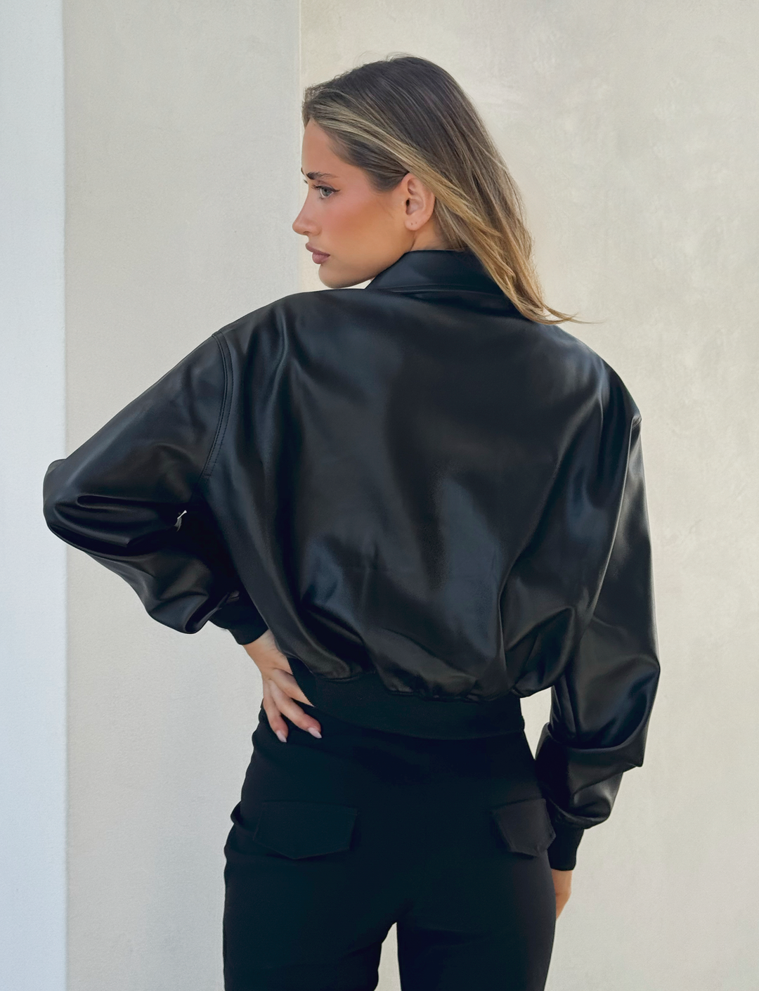 Zerina – Black faux leather bomber jacket