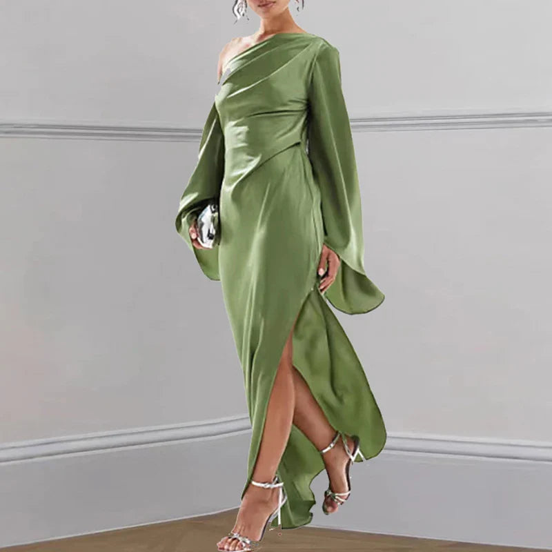 Liviana – Long dress with asymmetrical neck and elegant slit