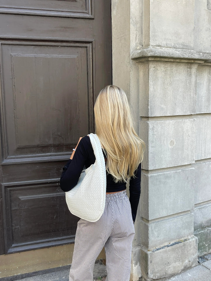Solenya – Woven handbag in vegan leather