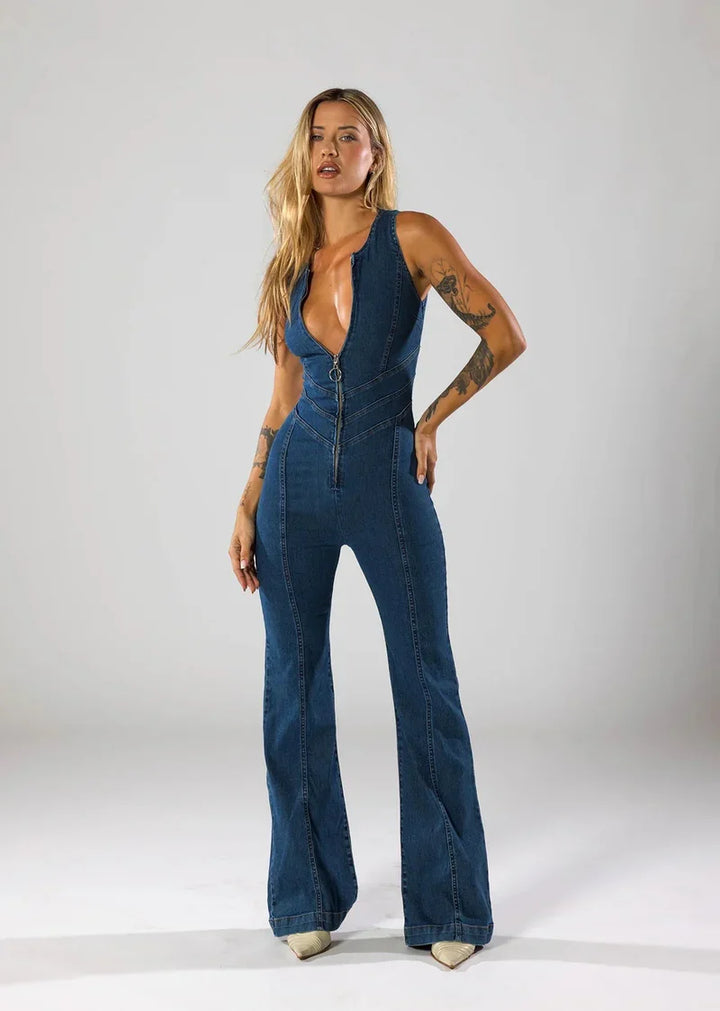 Eva – Denim jumpsuit with a flattering fit