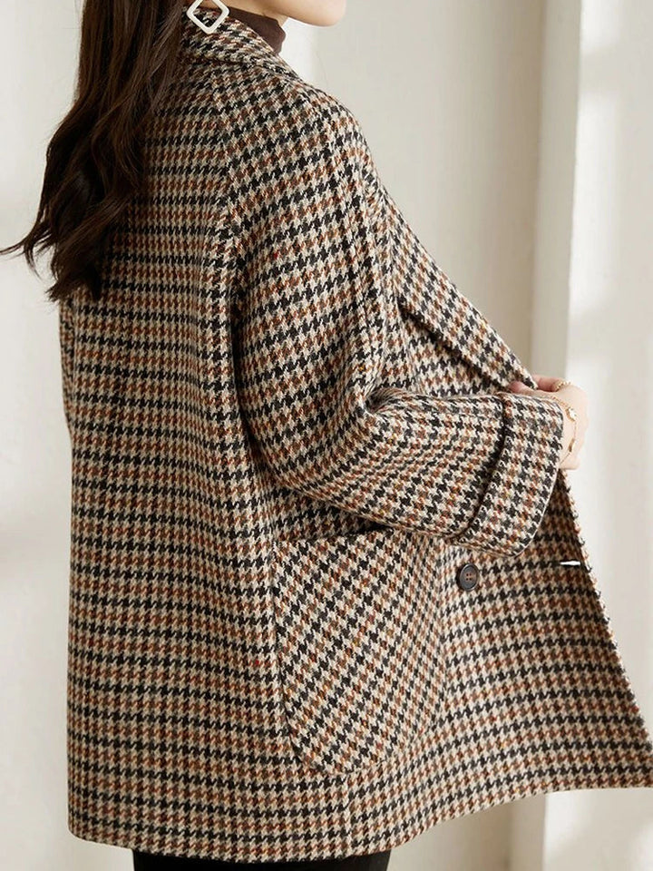 Veyanna – Elegant coat