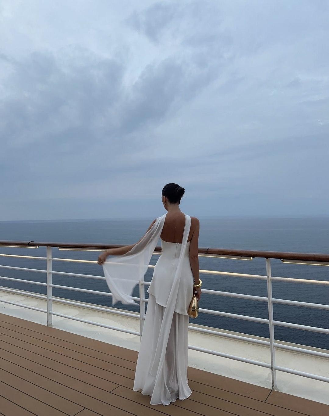 Élira – Asymmetrical maxi dress with strapless design