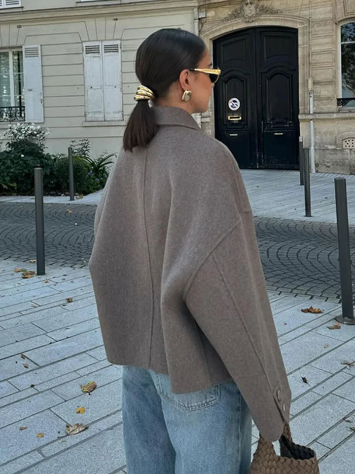Marivelle – Refined coat with a relaxed fit