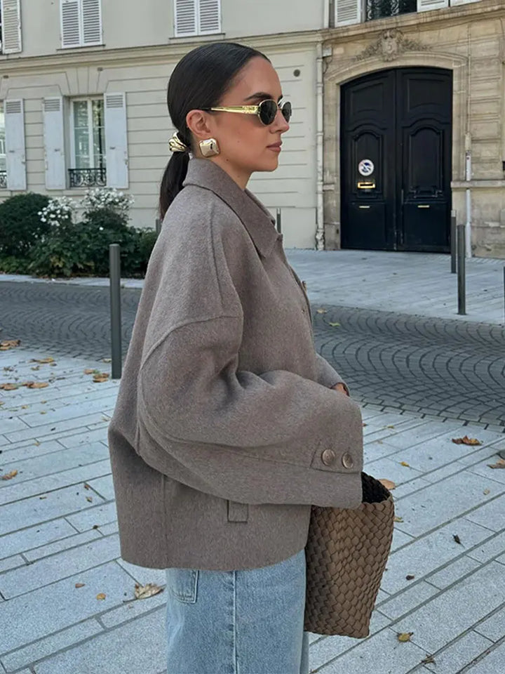 Marivelle – Refined coat with a relaxed fit