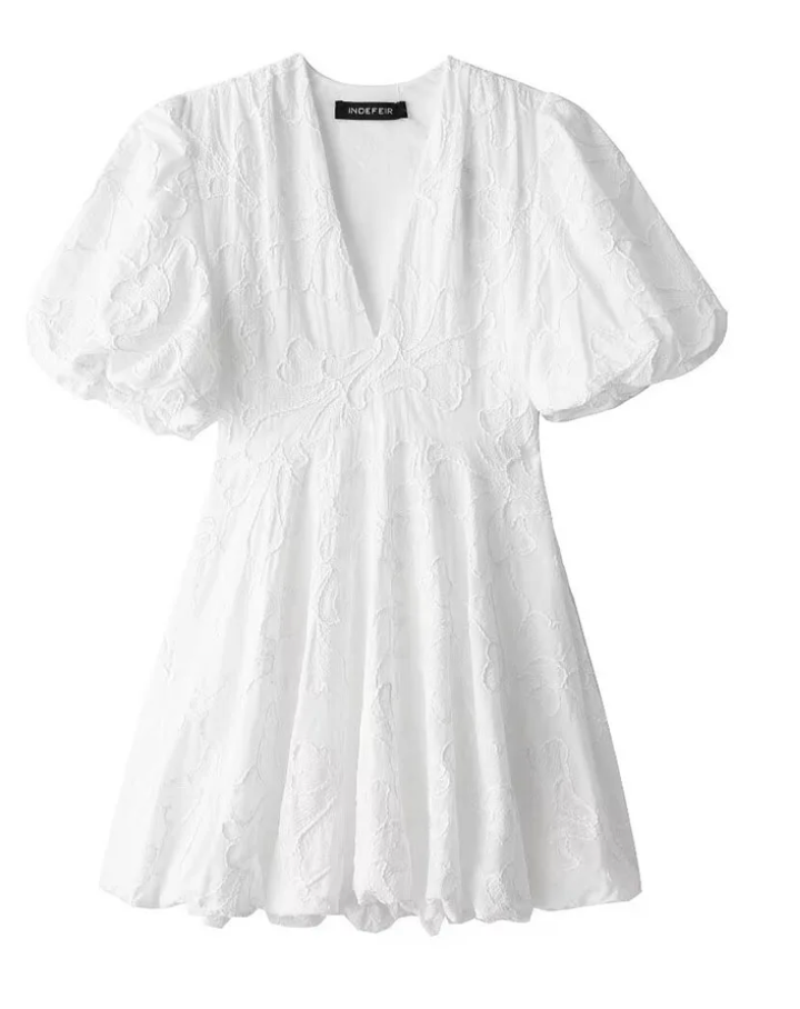 Tessa – Robe midi romantique à manches bouffantes