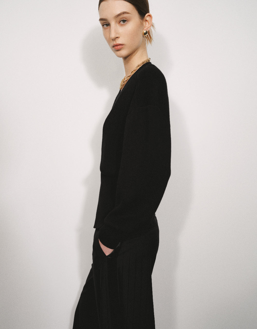 Ismara – Cardigan with gold buttons