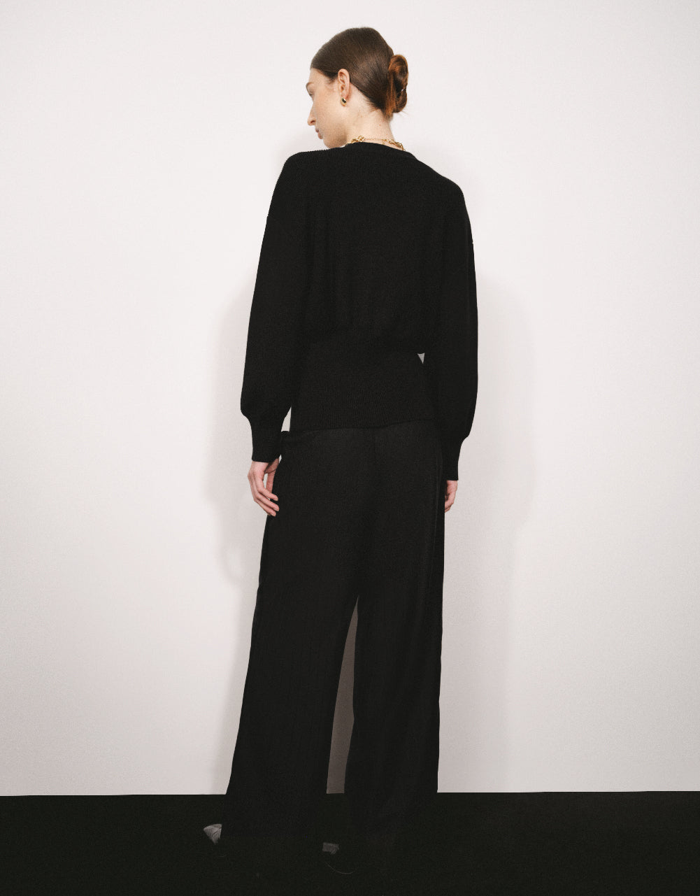 Ismara – Cardigan with gold buttons