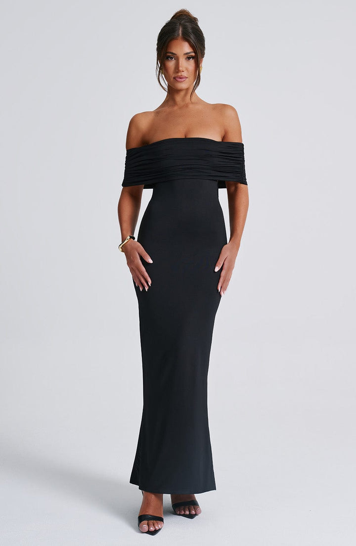 Kellyn – Sophisticated Bardot Maxi Dress