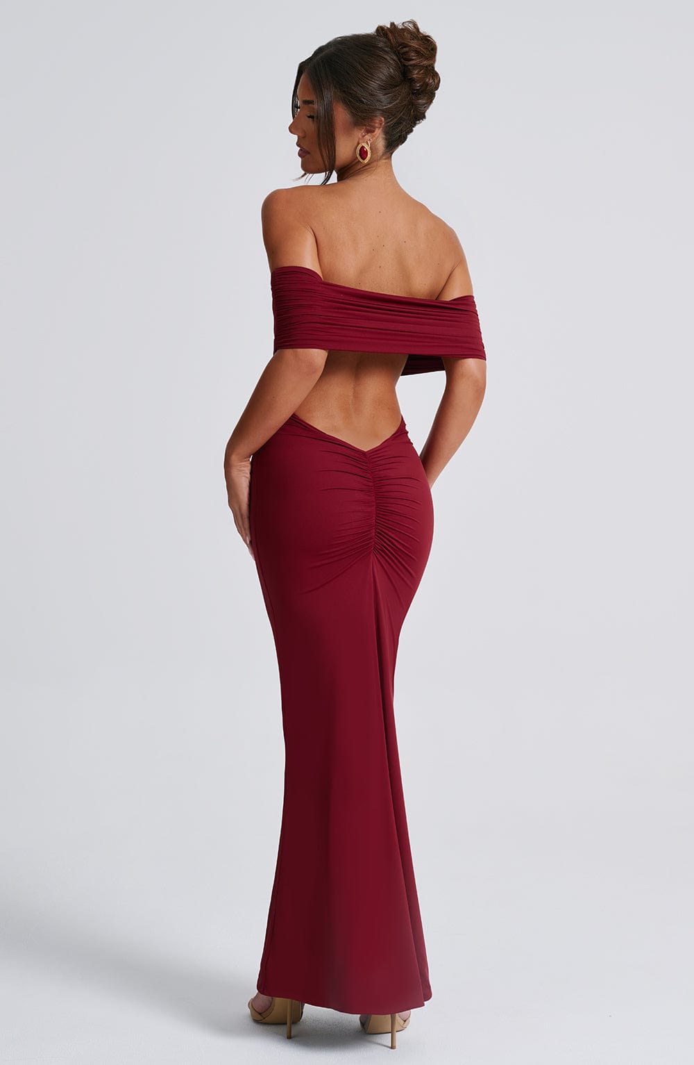 Kellyn – Robe longue sophistiquée à col Bardot