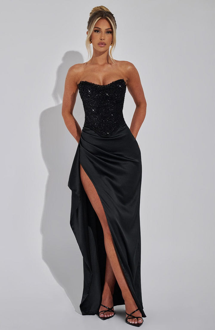 Isabeau - Long corset dress with elegant fit