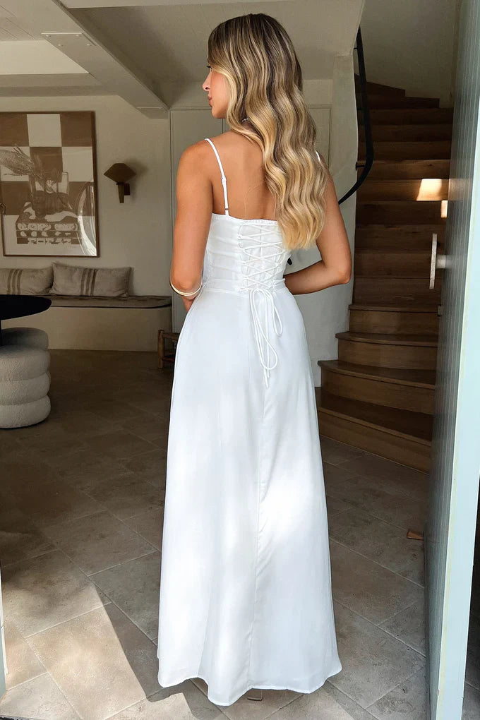 Olivia - Romantic Maxi Dress