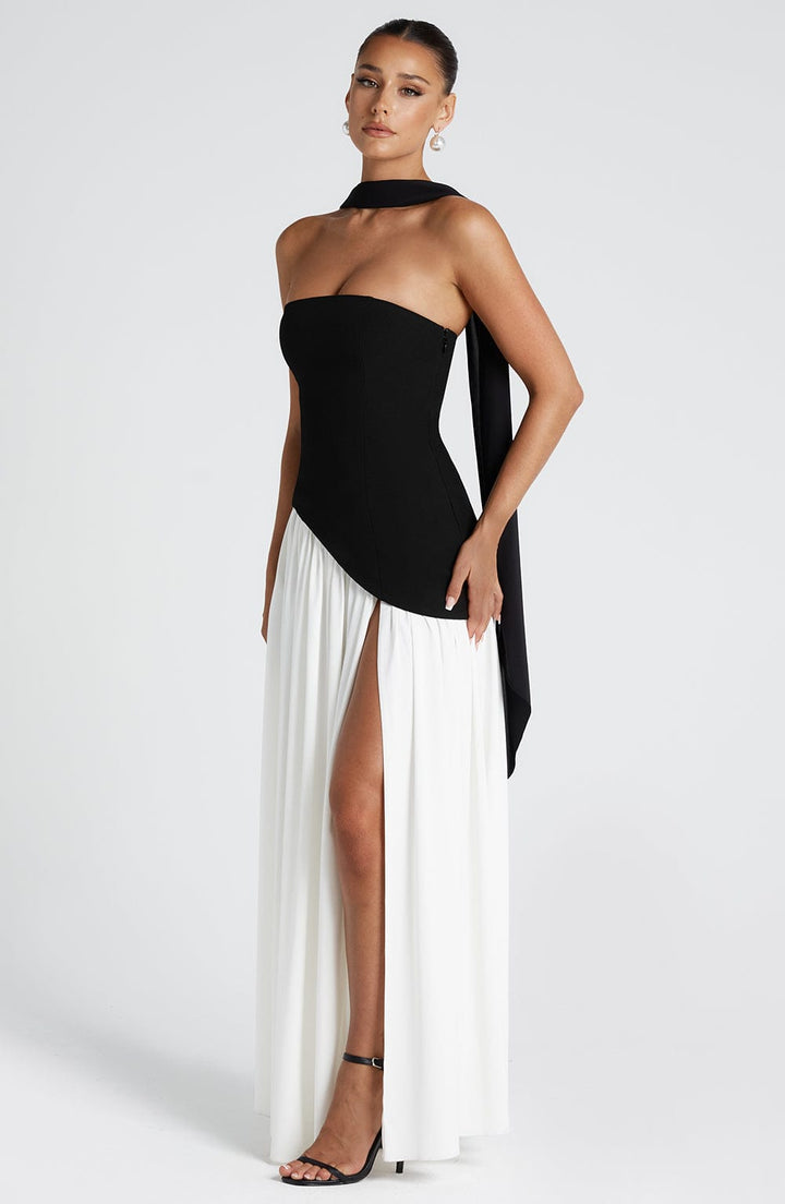 Imani – Robe longue bustier à taille asymétrique