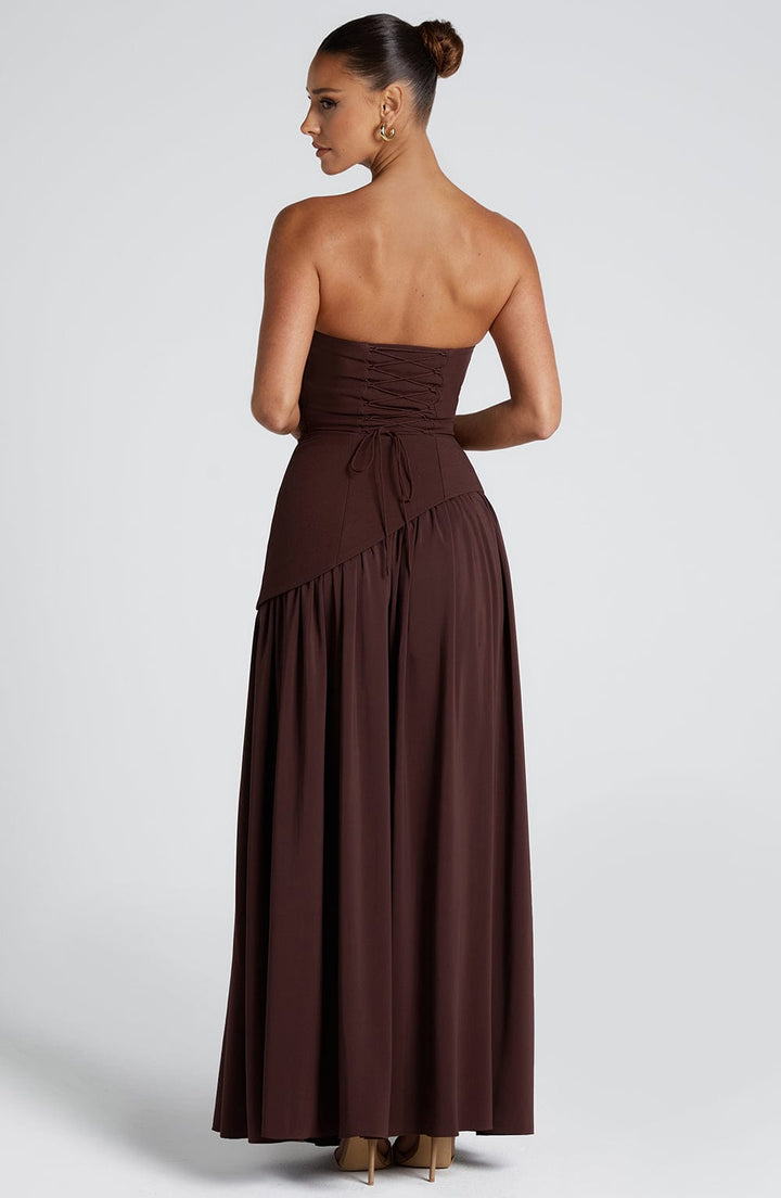 Imani – Robe longue bustier à taille asymétrique